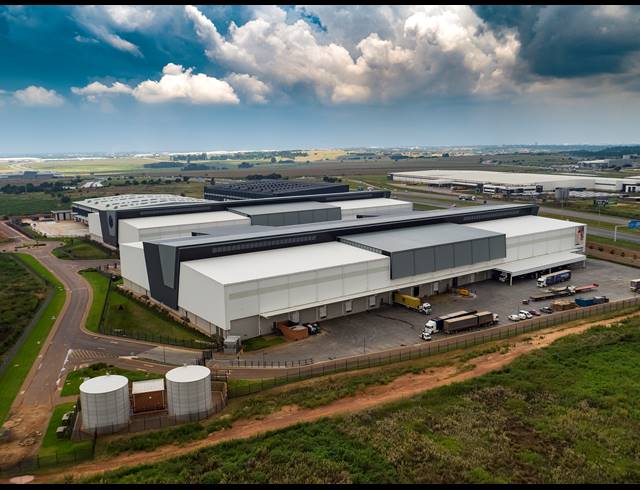 22,095M² WAREHOUSE TO LET IN GLEN MARAIS